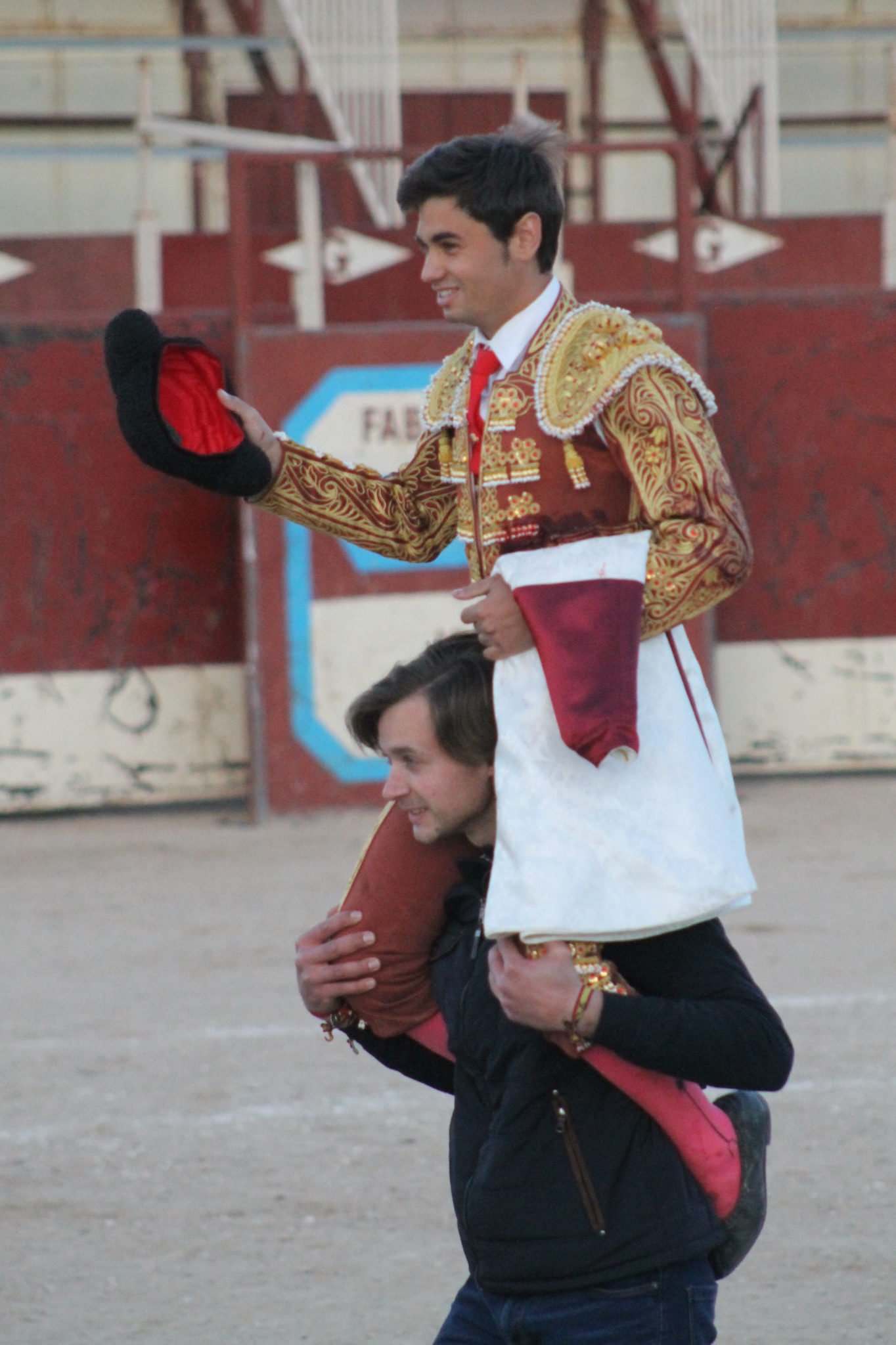 HOMBROS e1522529486846