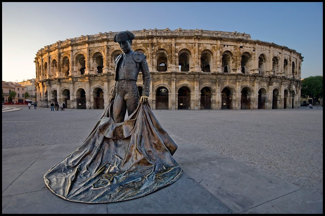 nimes