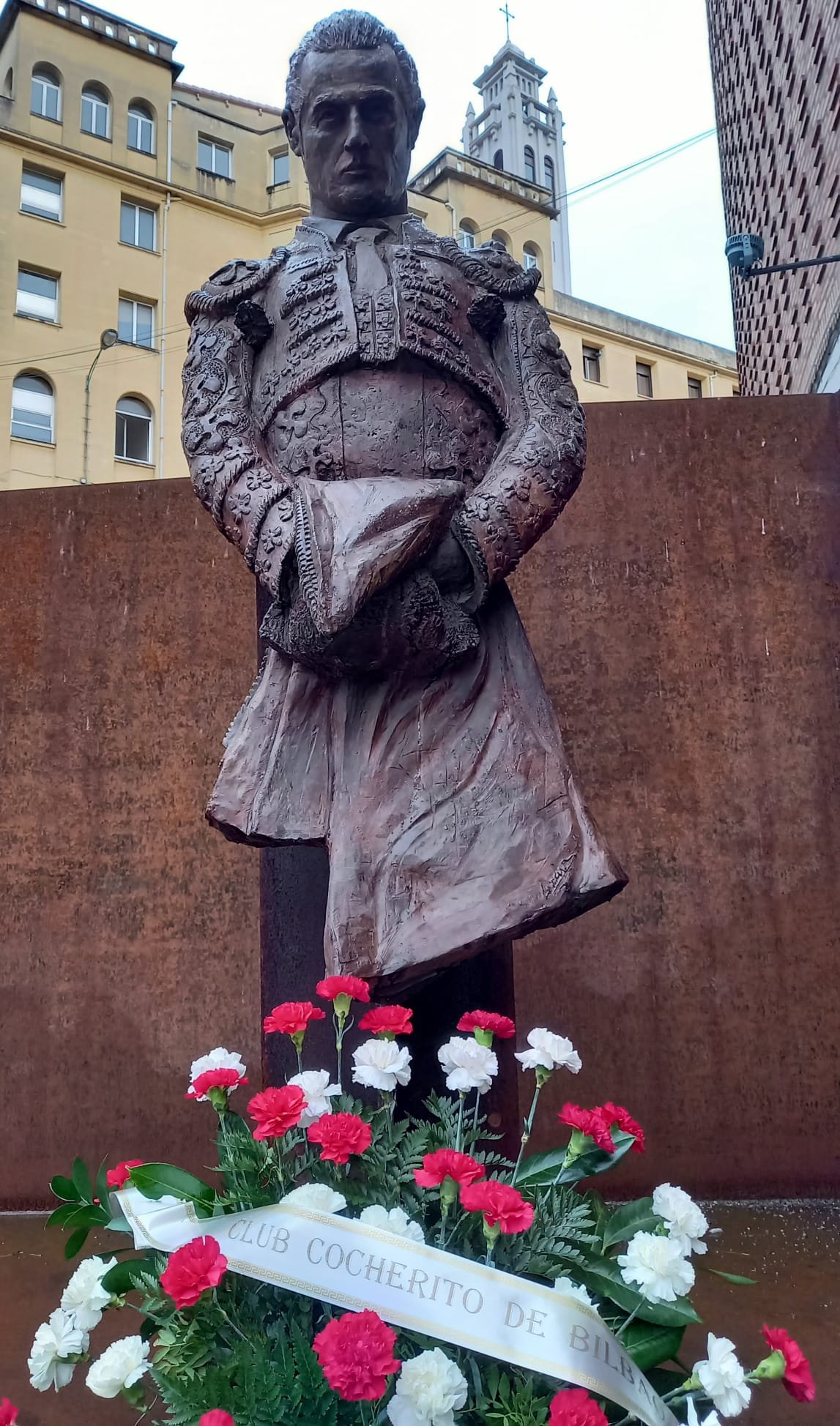 53a646a4 f391 43d8 88df 100a53926134