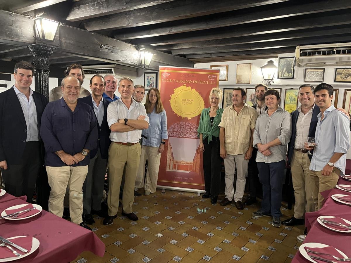 CLUB TAURINO DE SEVILLA FOTO 2024
