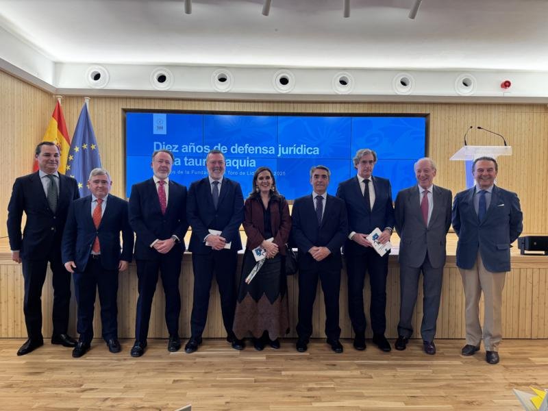 656fd558 913a 65bc bbc3 7e7d3d8e2679