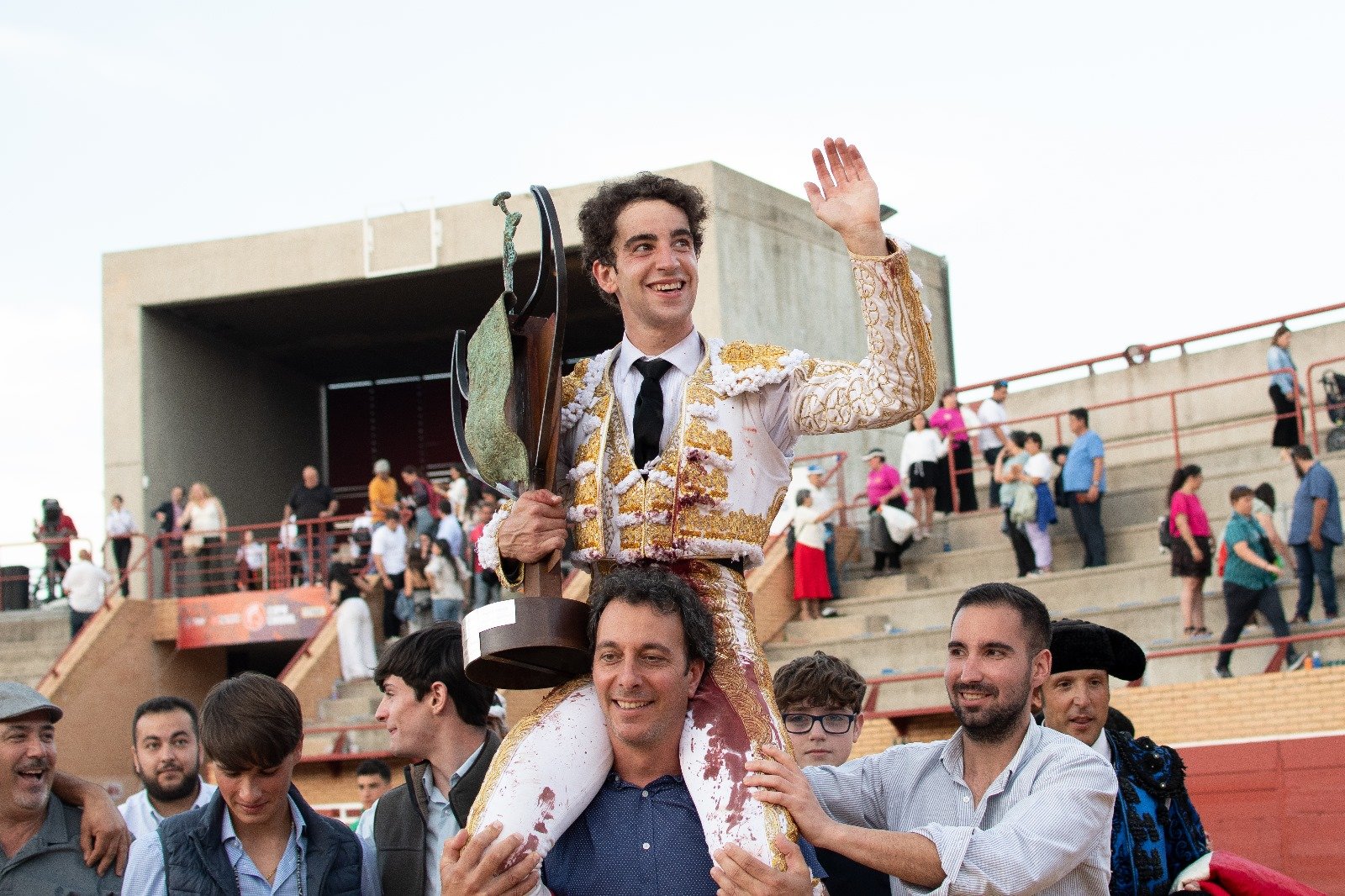 83b45b36 5343 d547 46b3 f9363c767740 1