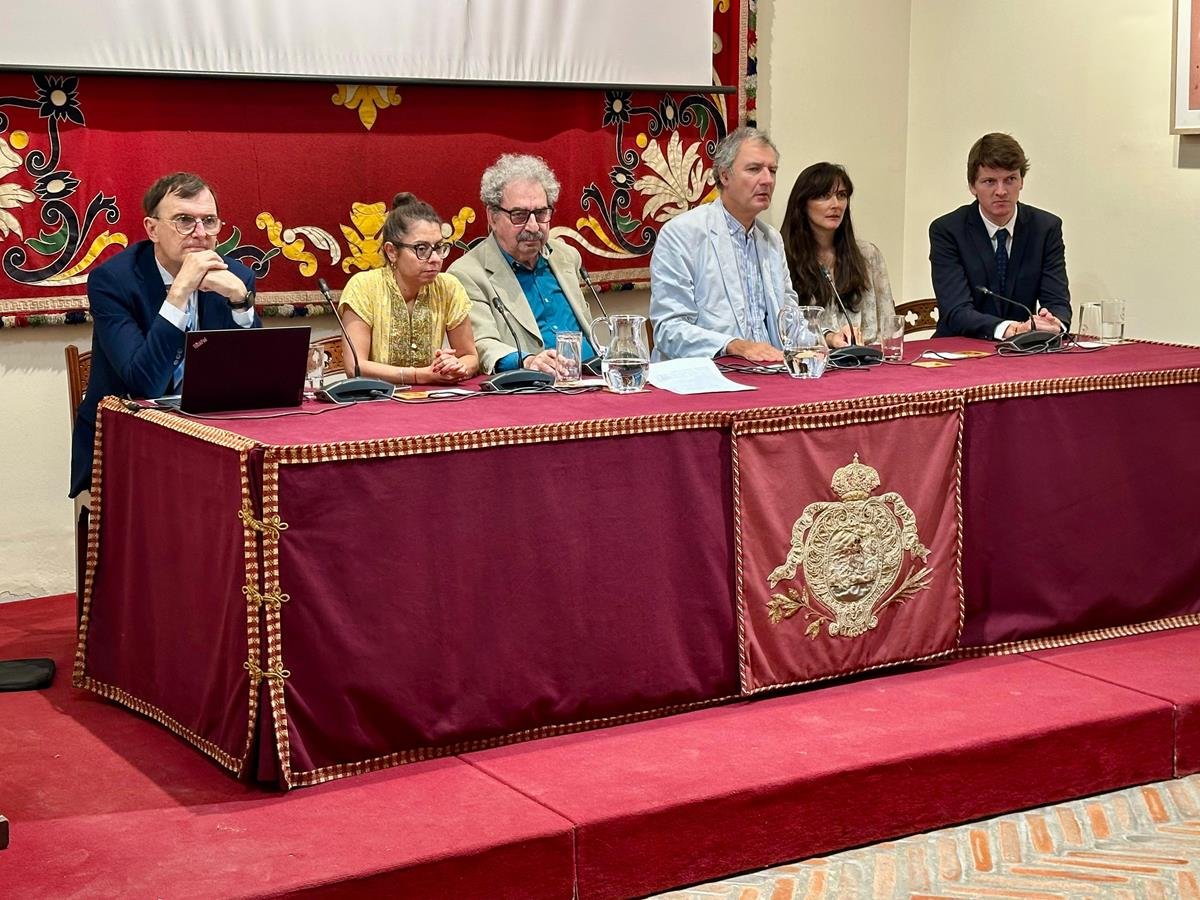 c4d74e1b 253b ba2d da67 46ebdcc699fb