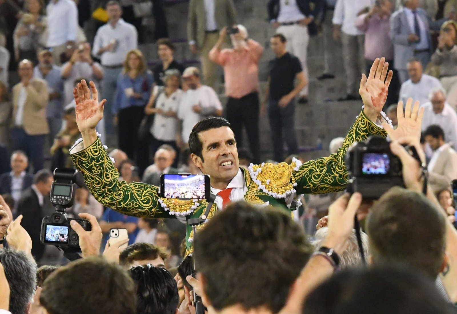 WhatsApp Image 2025 10 04 at 00.17.53