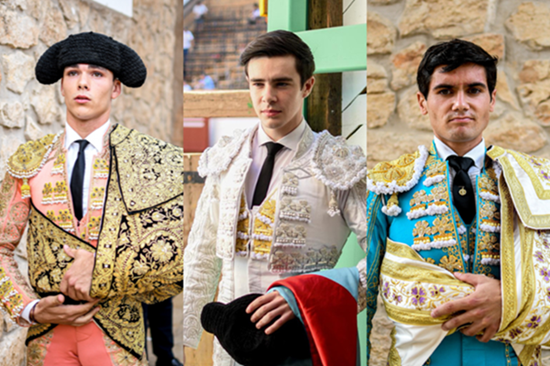 eef271e6 c1a1 8c39 f446 409d6cab1ea5