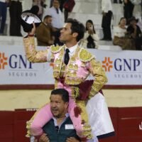 Francisco Martínez se impone con determinación y entrega y abre la Puerta Grande en Irapuato