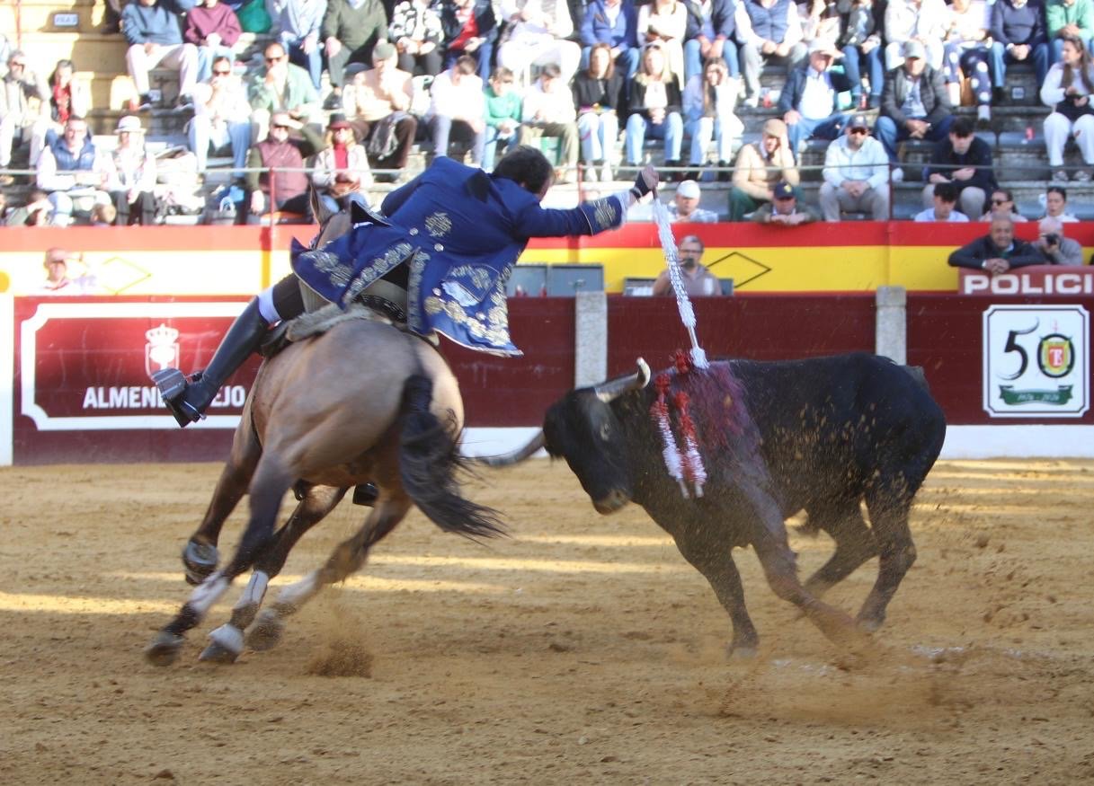 71e1fec1 cd21 4f2d a8b2 6813bda74ca7