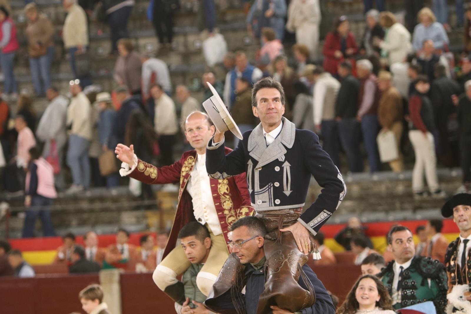 7df3233a 68e2 451f af8f 62e2dbadfb44