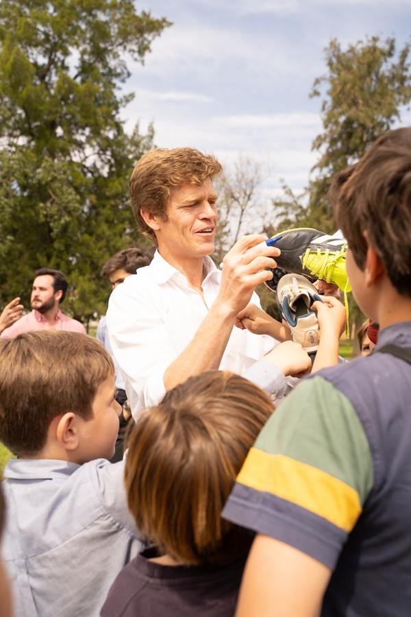 Borja Jiménez acerca el toreo a los niños y jóvenes de los colegios de Sevilla