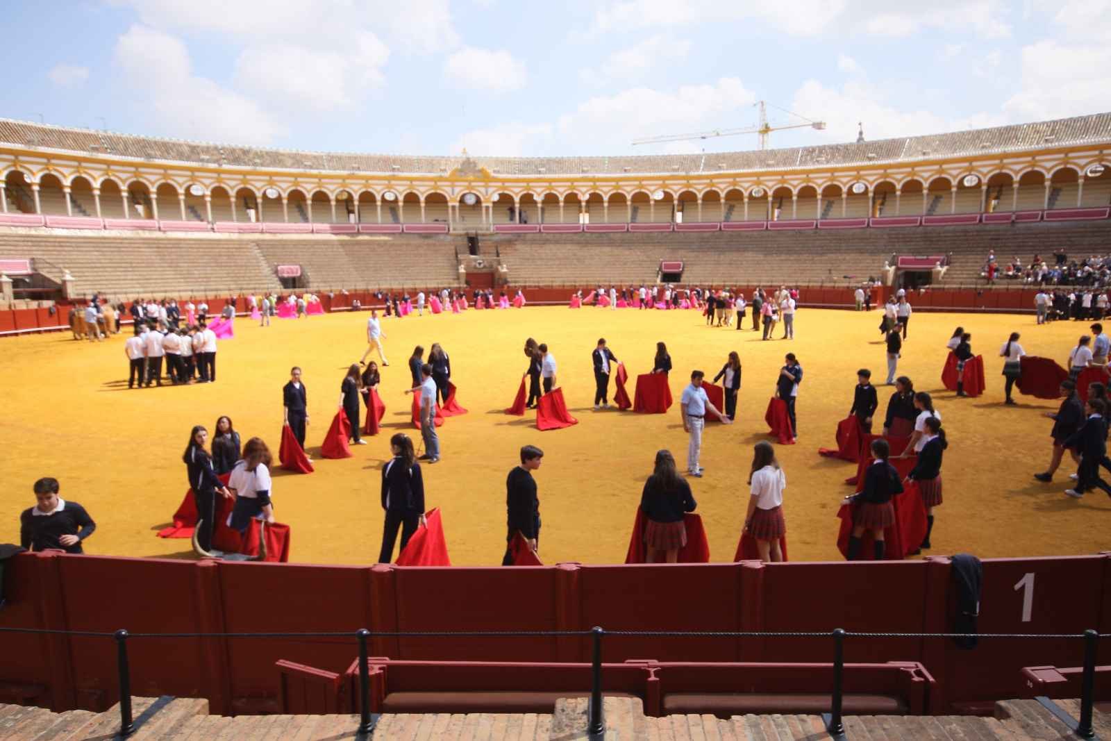 Lances de Futuro programa unas jornadas didácticas en La Maestranza para escolares y universitarios y otra de puertas abiertas para el público general