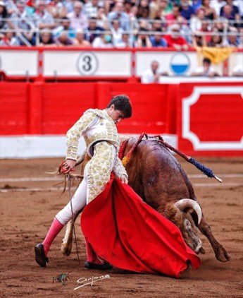 Marcos Linares: «Afronto la temporada, con muchísima ilusión, preparación y deseando que salgan contratos»