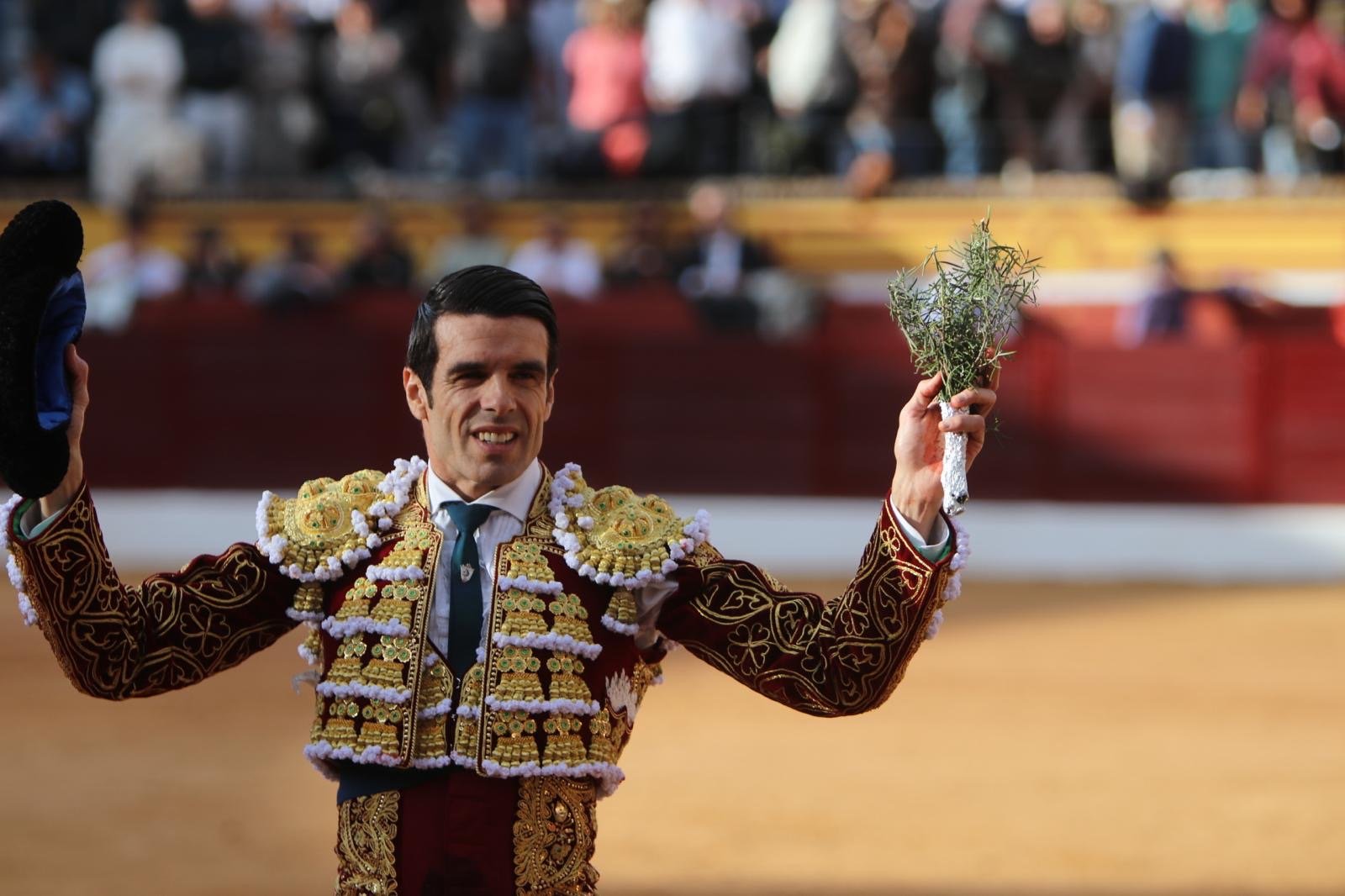 facad72d 1baf 4dfa a4fa 8def30c00543 1