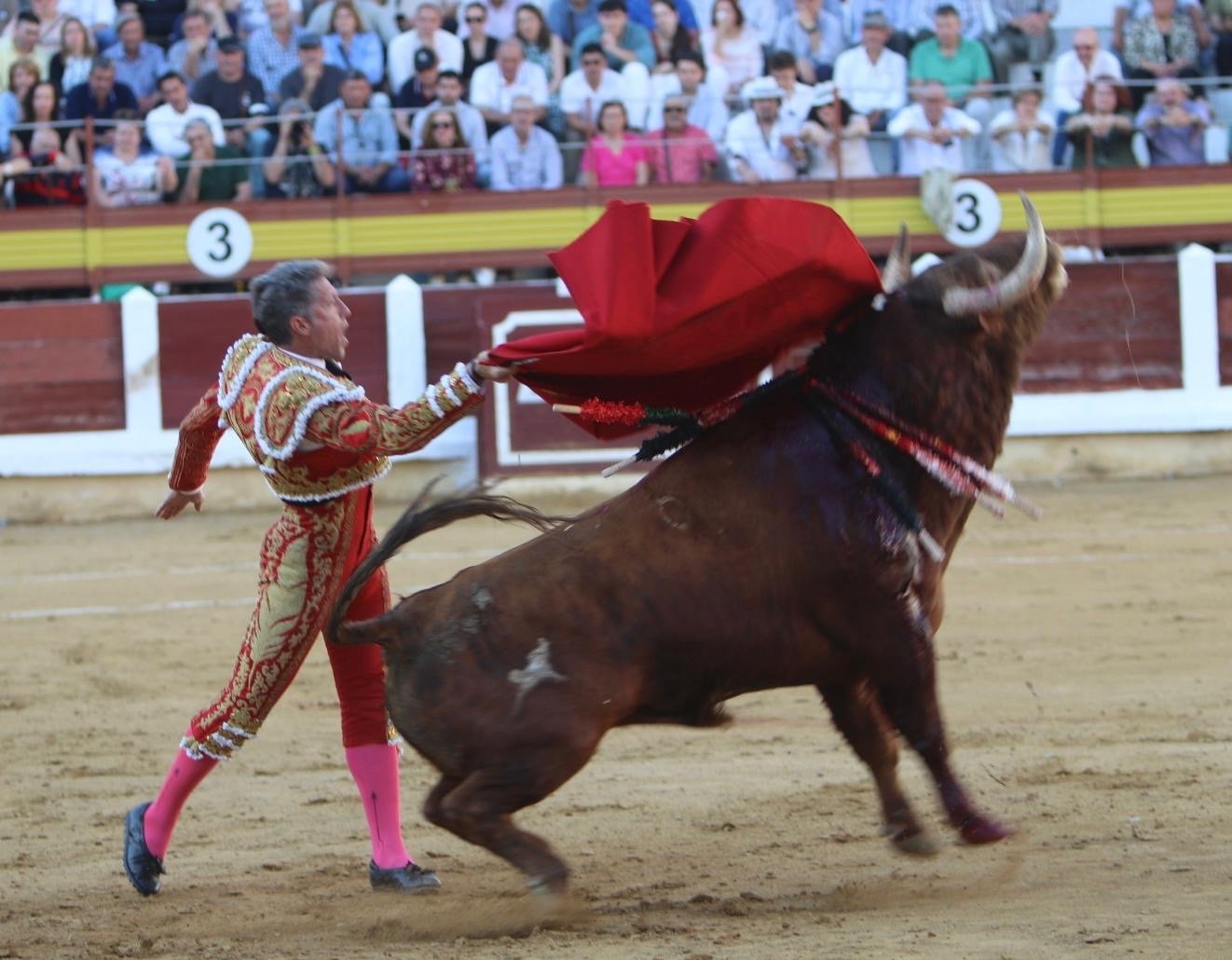 3e27d449 7f7a 4c63 bc67 979eba2cf983