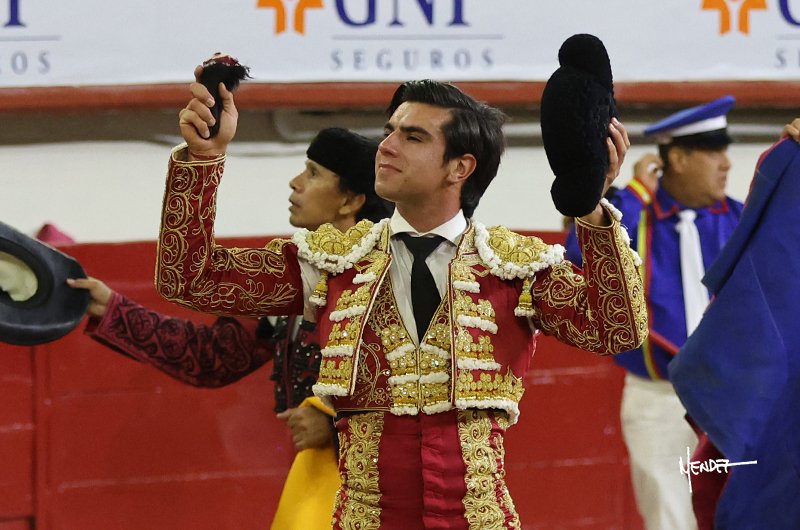 Colombo corta una oreja en una tarde de teclas en la segunda de la Feria de San Marcos de Aguascalientes