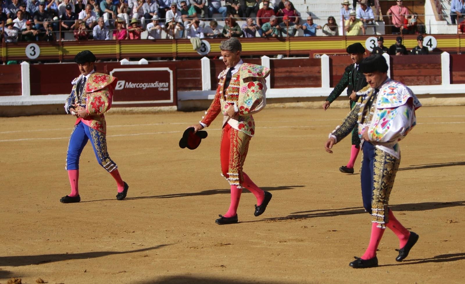 e5140842 3a27 42f2 a6ef b546e97b7ac8