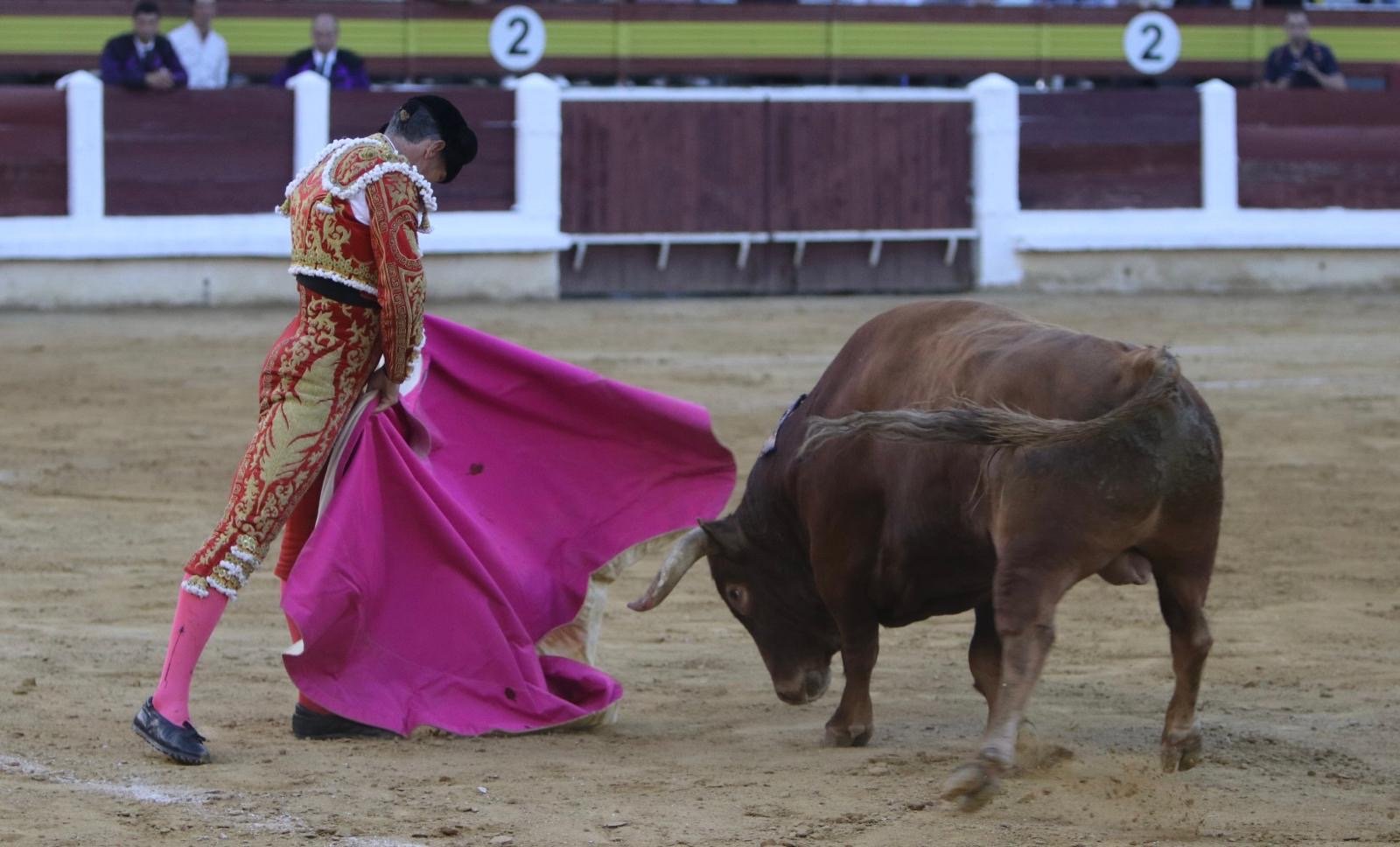 f5a7a1fd 91dc 433c aeca 959ca09b63f2