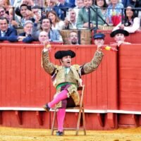 Morante de la Puebla vuelve a hacer historia en La Maestranza con una tarde para el recuerdo