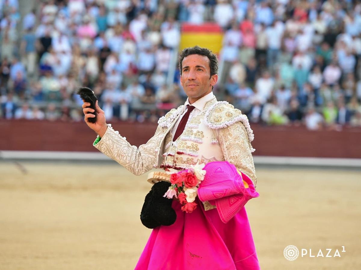 La Firmeza de David de Miranda cobra premio