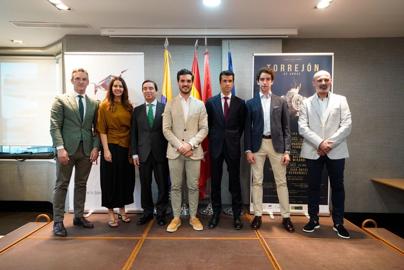 Cartel de figuras y toreros jóvenes para la Feria Taurina 2026 de Torrejón de Ardoz