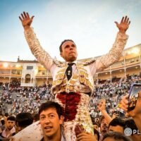 Puerta grande para Antonio Ferrera y hule para Ureña con duros «adolfos»