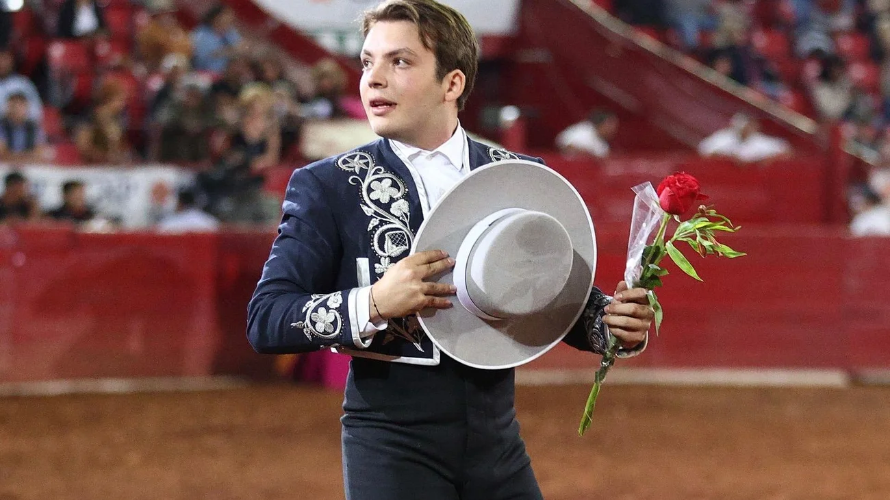 El rejoneador mexicano Javier Funtanet tomará la alternativa en Gijón de manos de Diego Ventura