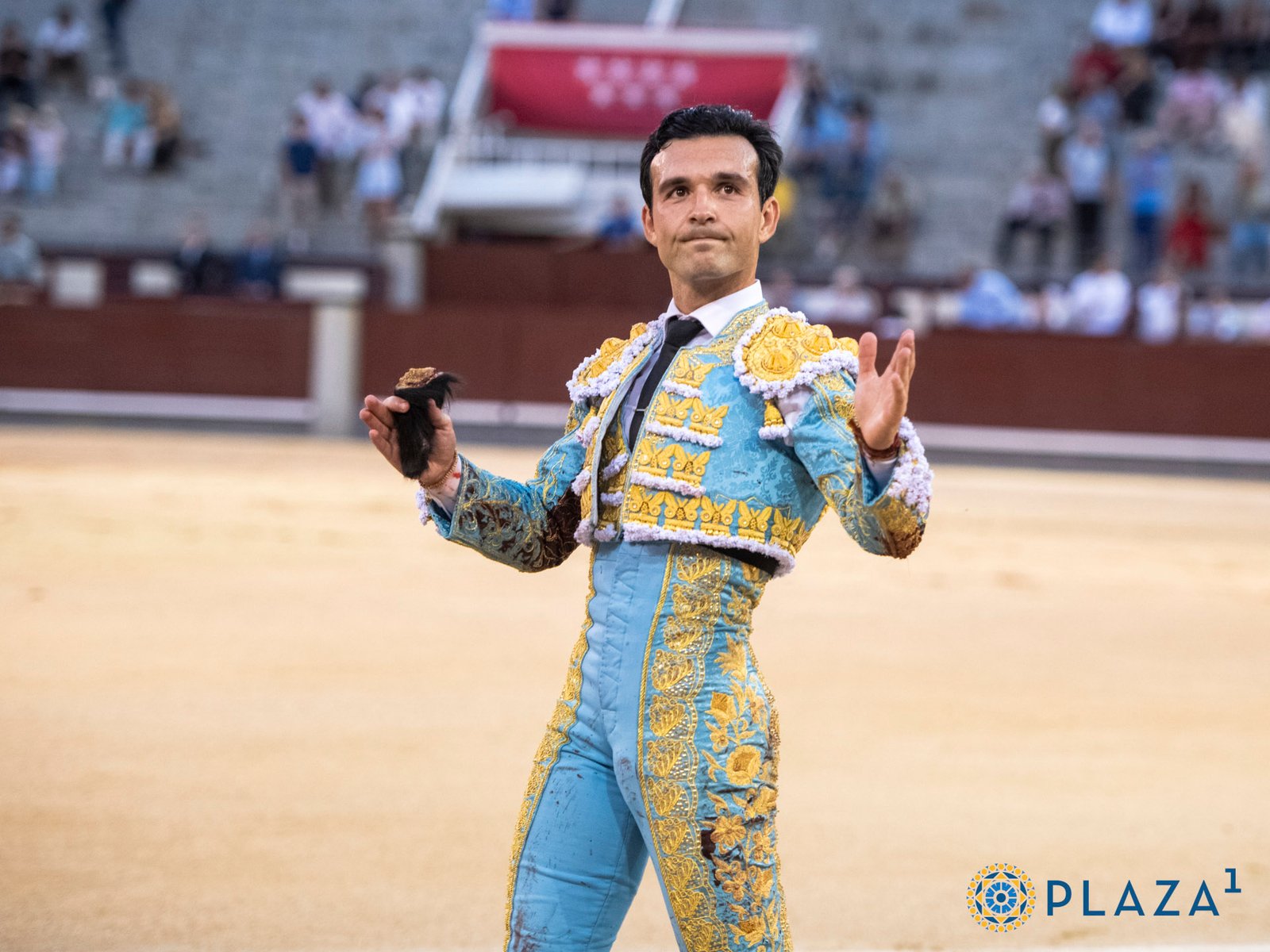 Tarde importante de Cristian Pérez en Las Ventas con oreja y vuelta al ruedo