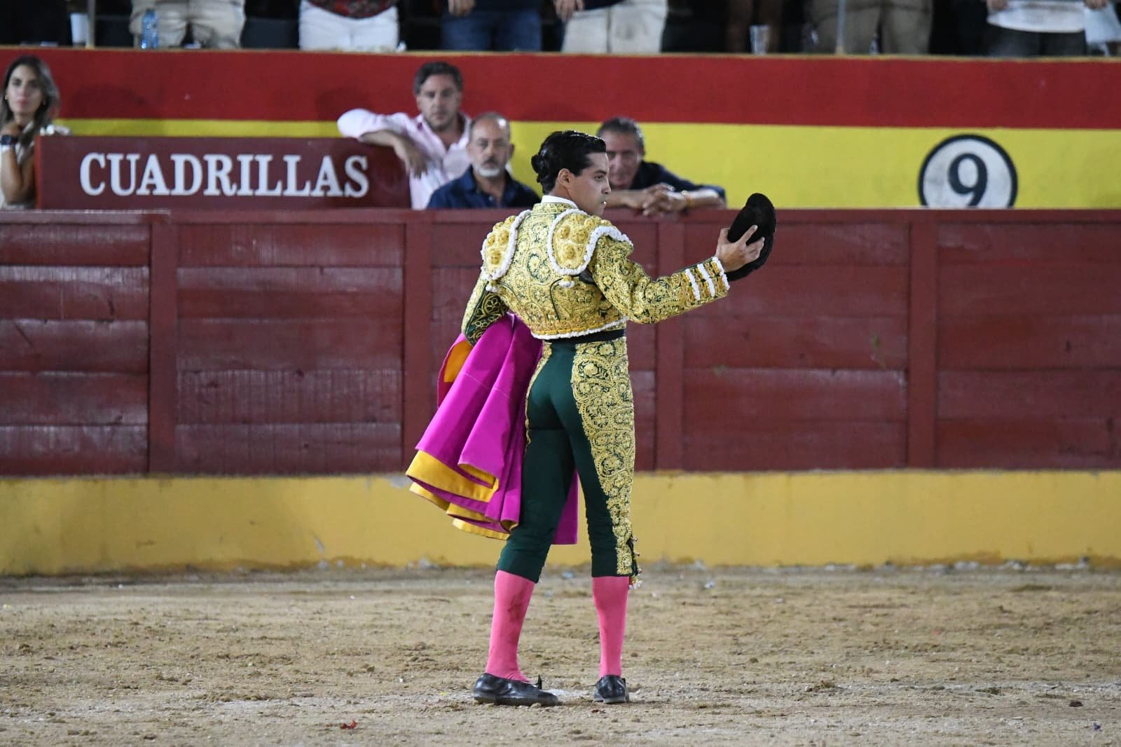 MARIO NAVAS OVACION