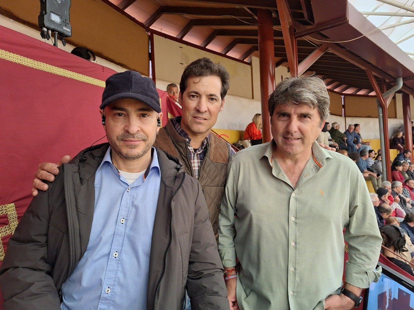 El equipo de retransmisiones taurinas de Castilla La Mancha Media
