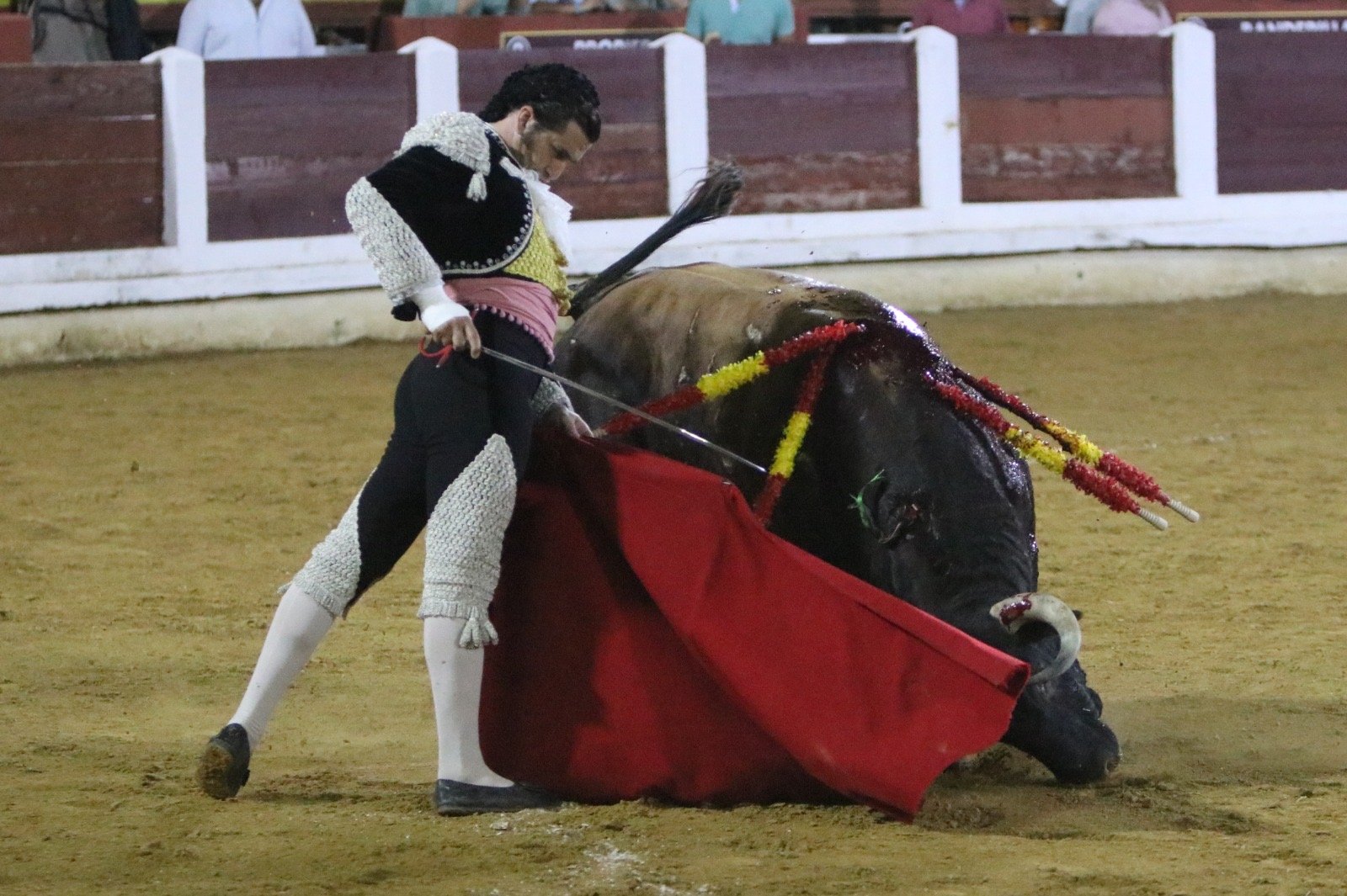 Mérida: Morante firma una lección de temple y torería en una noche amenizada por Israel Fernández