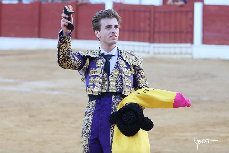 Andrés García se reafirma con un concepto firme y de mucha verdad en una tarde sin acero en Las Virtudes