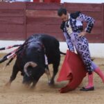 David de Miranda emborracha de torería a Zafra y sale a hombros tras indultar a Postinero Segunda de abono de la Feria Taurina de Zafra. Corrida de toros de Manuel Calejo Pires para Morante de la Puebla, Ginés Marín y David de Miranda.