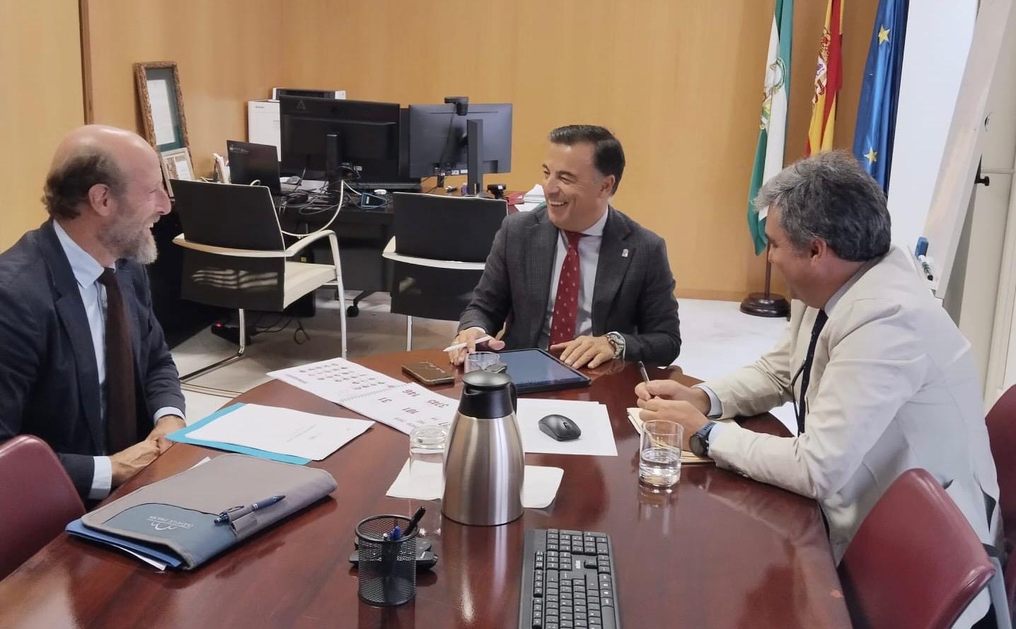 La Fundación Toro de Lidia presenta a la Junta de Andalucía el balance del Circuito de Novilladas y de Novilleros de Andalucía