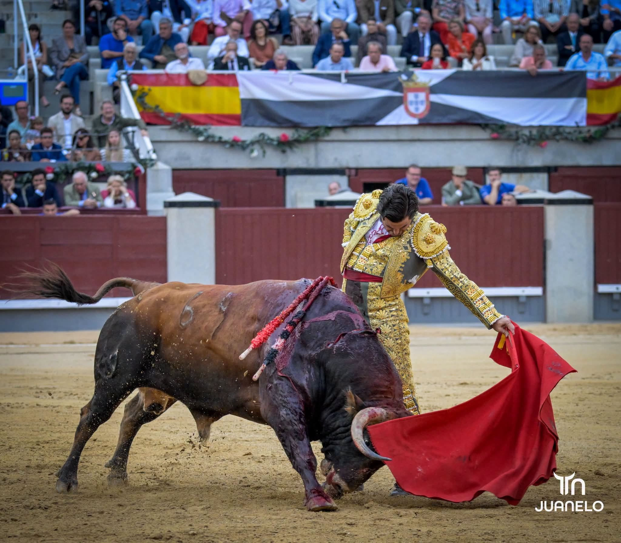 Morante y Aarón Palacio pierden la oreja con la espada en una corrida condicionada por el juego de los toros