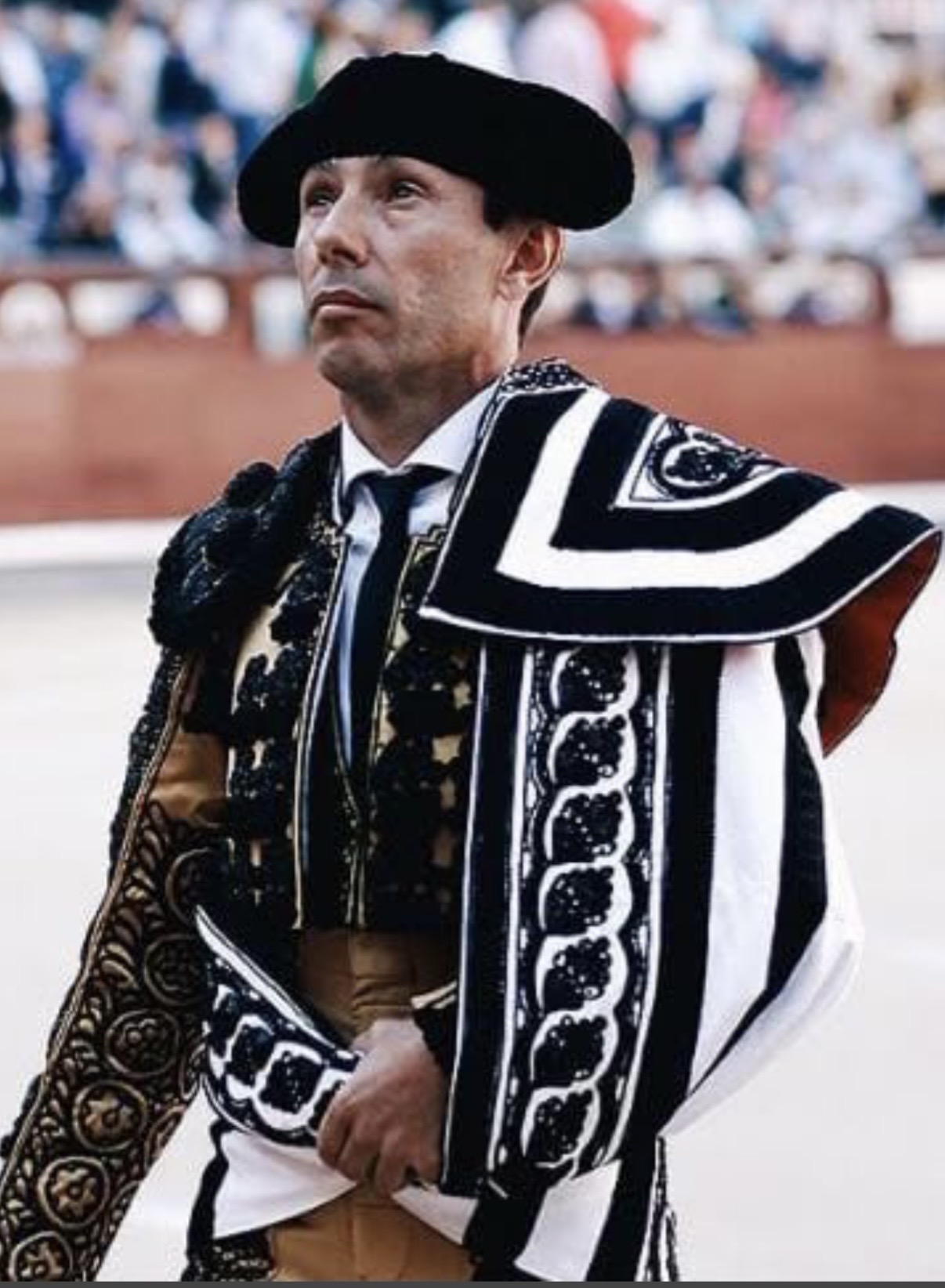 Curro Vivas hombre de plata se retira de la profesión