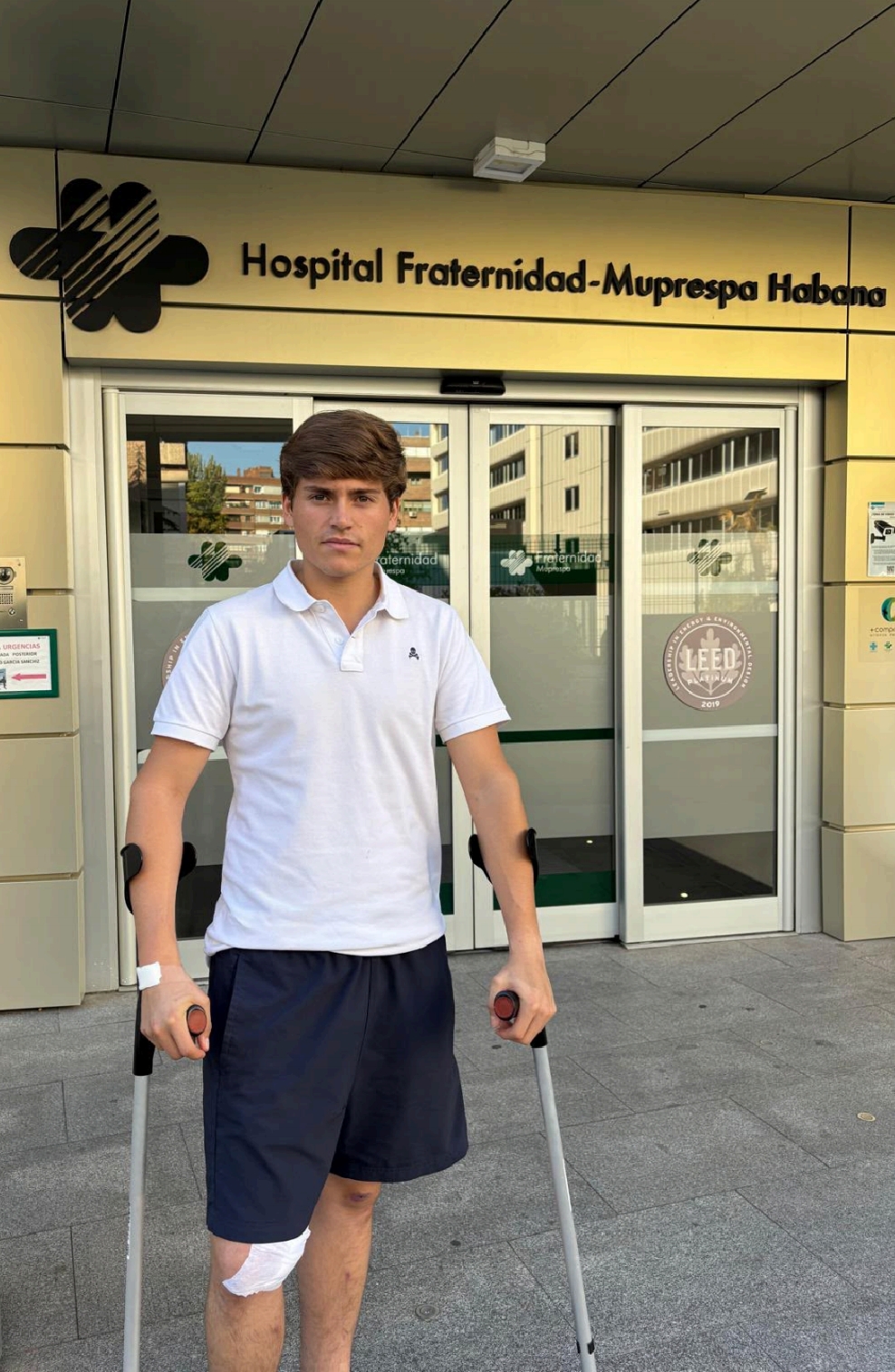 Álvaro Serrano recibe el alta hospitalaria tras la cornada sufrida en Las Ventas