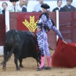 David de Miranda emborracha de torería a Zafra y sale a hombros tras indultar a Postinero Segunda de abono de la Feria Taurina de Zafra. Corrida de toros de Manuel Calejo Pires para Morante de la Puebla, Ginés Marín y David de Miranda.