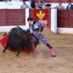 David de Miranda emborracha de torería a Zafra y sale a hombros tras indultar a Postinero Segunda de abono de la Feria Taurina de Zafra. Corrida de toros de Manuel Calejo Pires para Morante de la Puebla, Ginés Marín y David de Miranda.