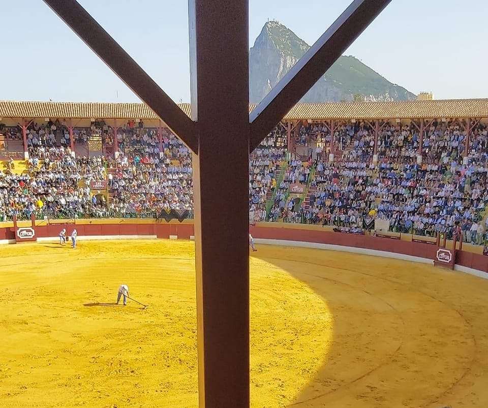 Corrida de toros inaugural Plaza El Arenal